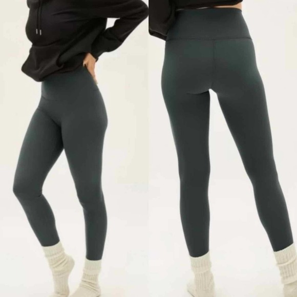 Everlane The Perform Legging Regular Size XXS Pine - Picture 3 of 7